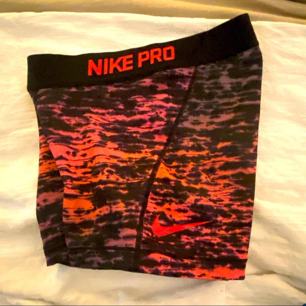 NIKE PRO VOLLEYBALL RUNNING SPANDEX SHORTS
